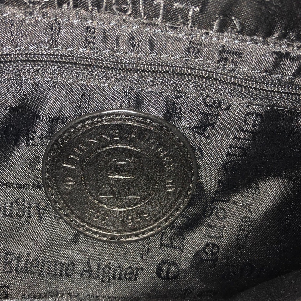 🎉EUC Etienne Aigner purse - Picture 6 of 8